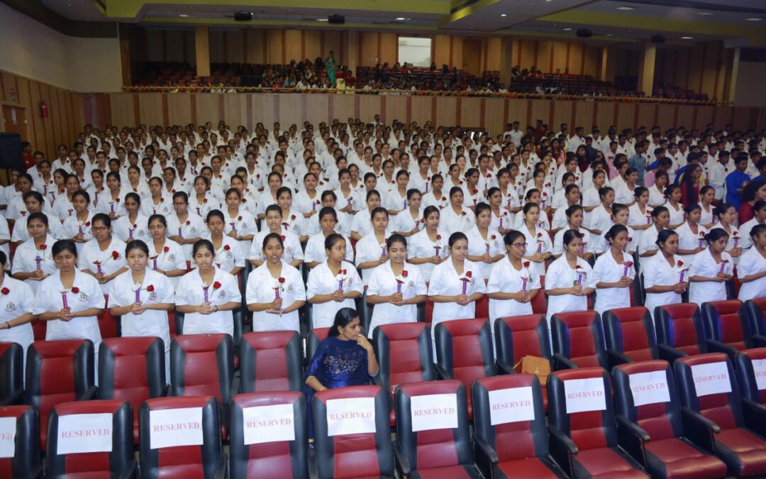 Why is the Vijayanagar College of Nursing so Famous?